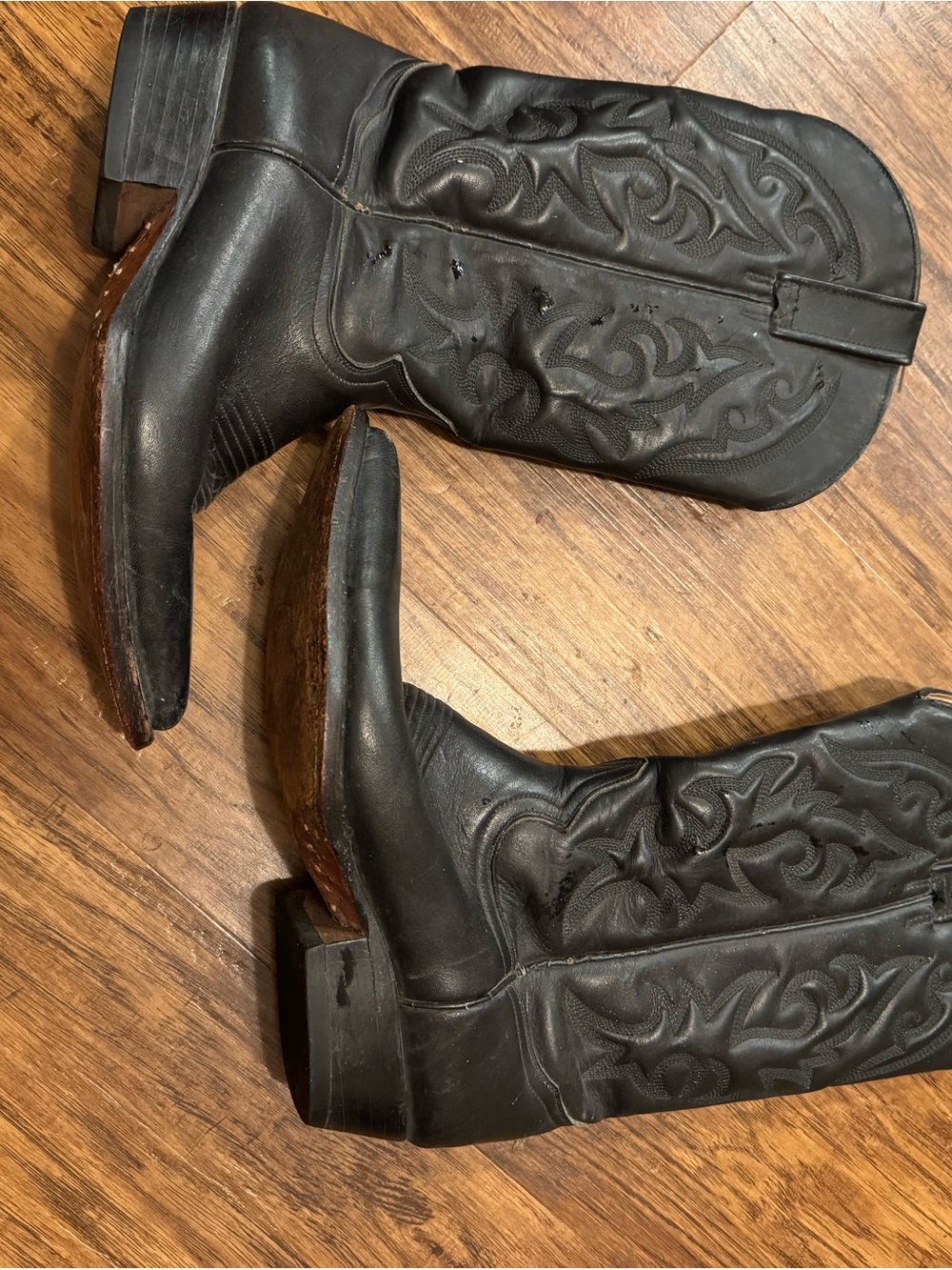 Women’s Black Leather Heeled vintage 80s boots